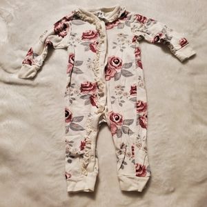 Modern moments gerber organic cotton onsie…